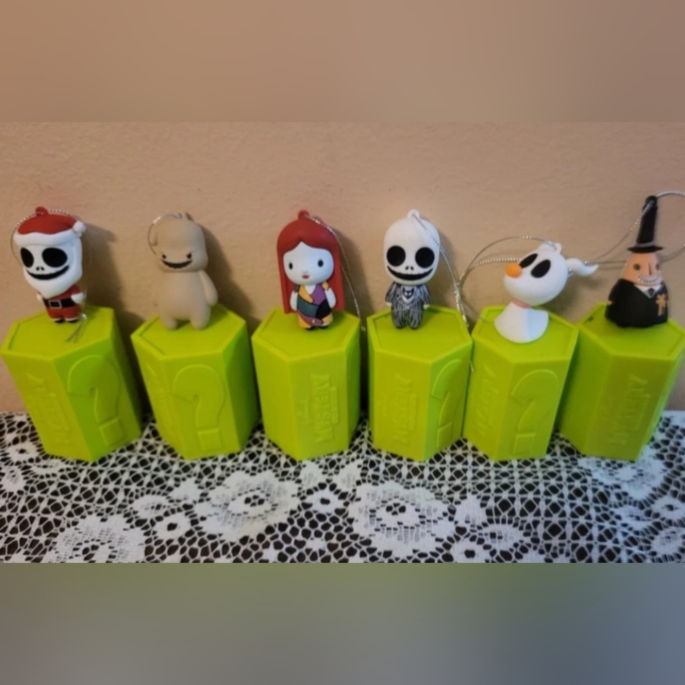 Hallmark Mystery Ornaments 6 A Nightmare Before Christmas